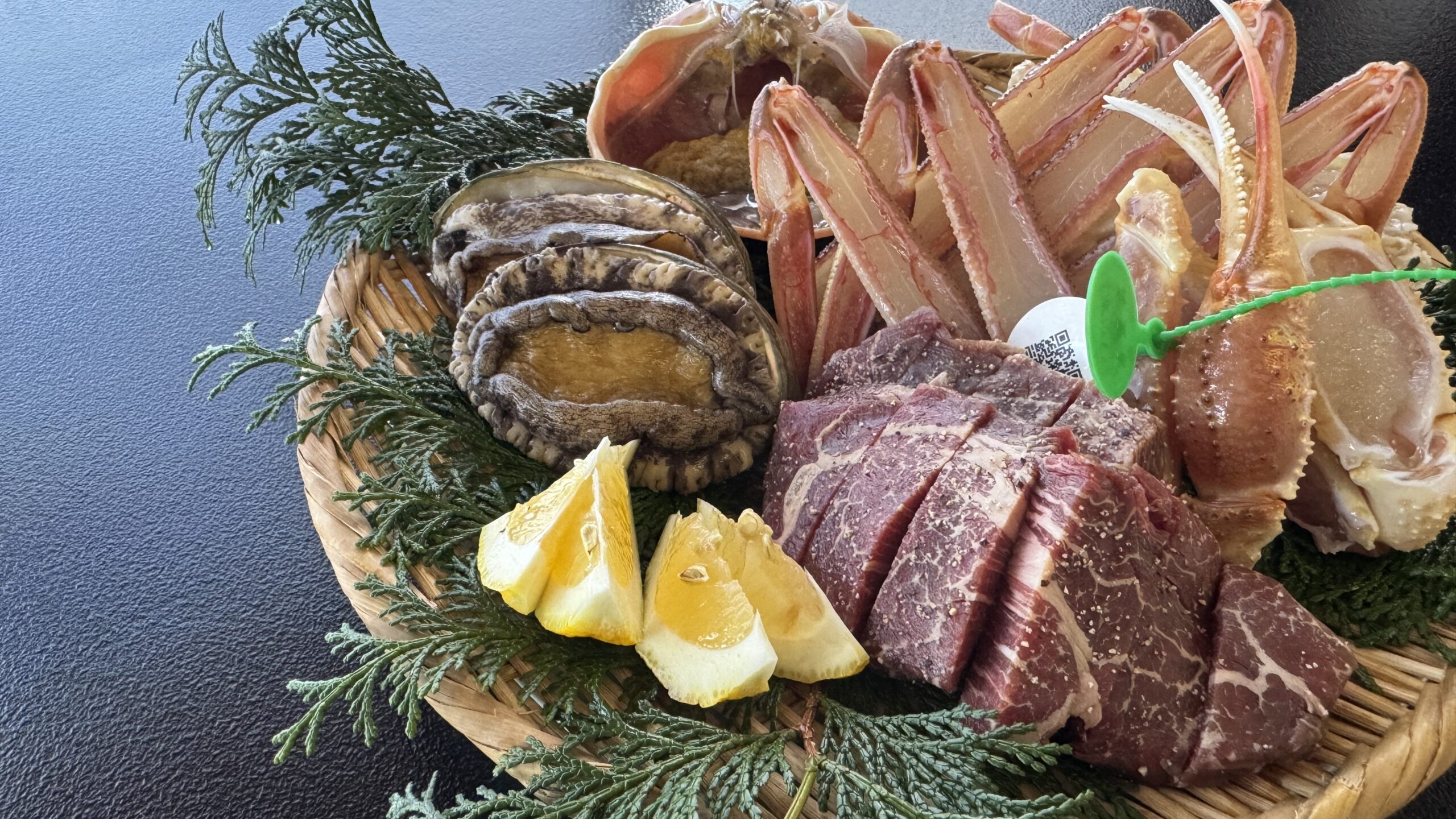 当館自慢の厳選食材を揃えた「特選三大味覚プラン」です。